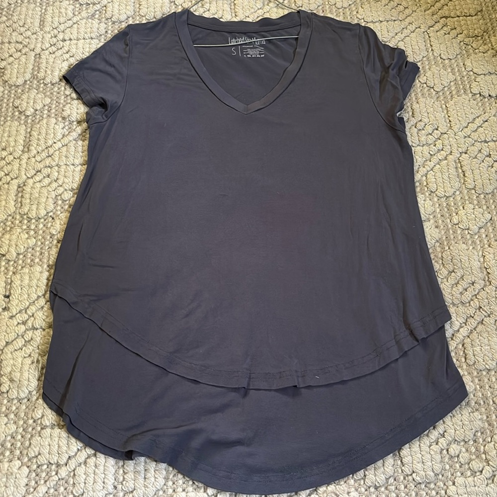Latched Mama Size Small Dusty Blue/gray Nursing Tee